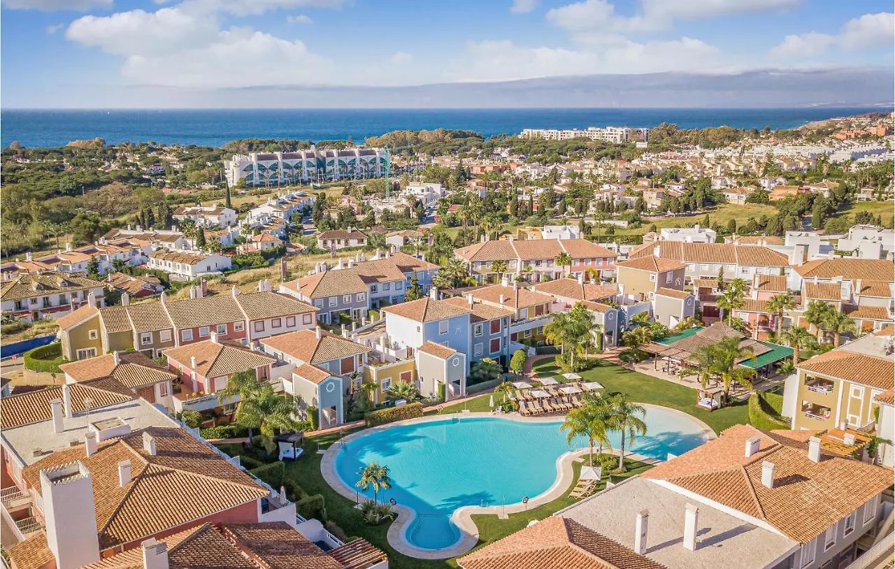 Nice Apartment In Estepona With Wifi