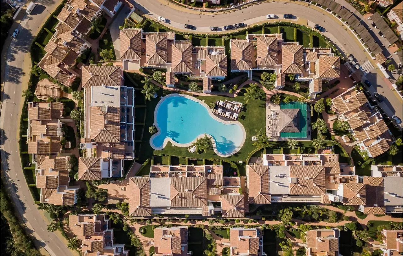Nice Apartment In Estepona With Wifi